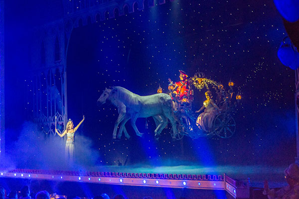The Ultimate Carriage and Horses